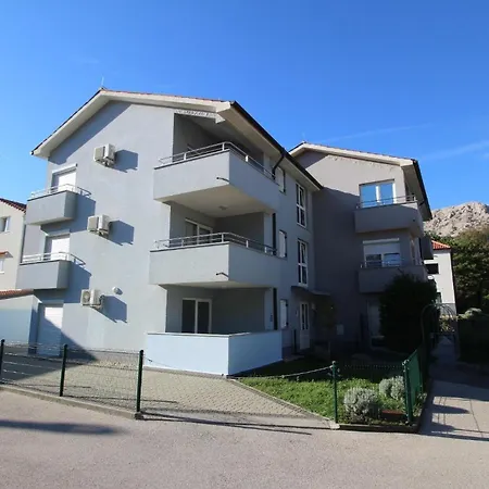 Apartment In Mit Eigenem Balkon - B59519 *