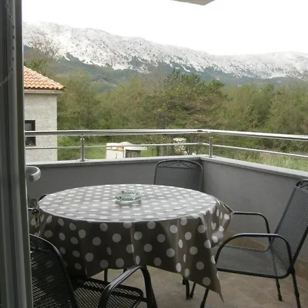 Daire In Mit Eigenem Balkon - B59519